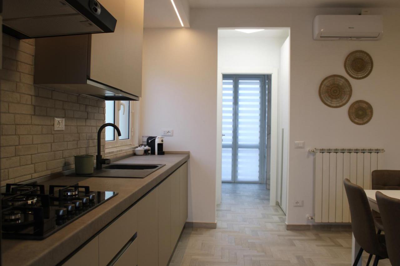 Gf Holiday Suite 3 Varraze Exterior foto
