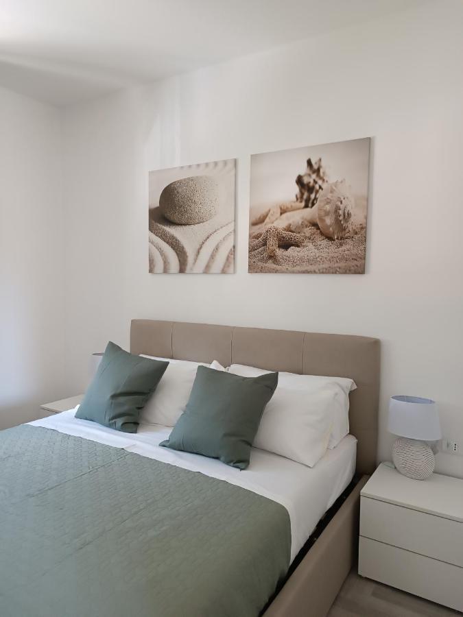 Gf Holiday Suite 3 Varraze Exterior foto